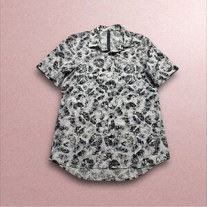 Lululemon Shirt Down to the Wire Slim Fit Short Sleeve White Black Mens Small